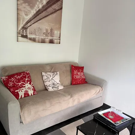 Chez Neziri Petit Cosy Proche Centre Daire *